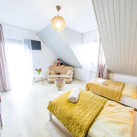 Gosciniec Pod Lipa * Mikolajki (Mragowo)