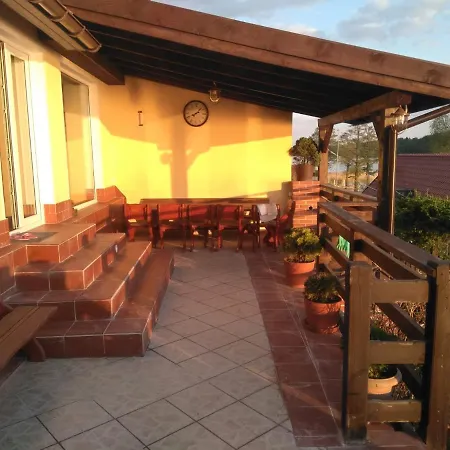 Gosciniec Pod Lipa Homestay *