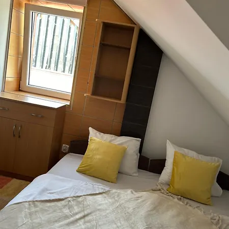 Gosciniec Pod Lipa Homestay Mikolajki (Mragowo)